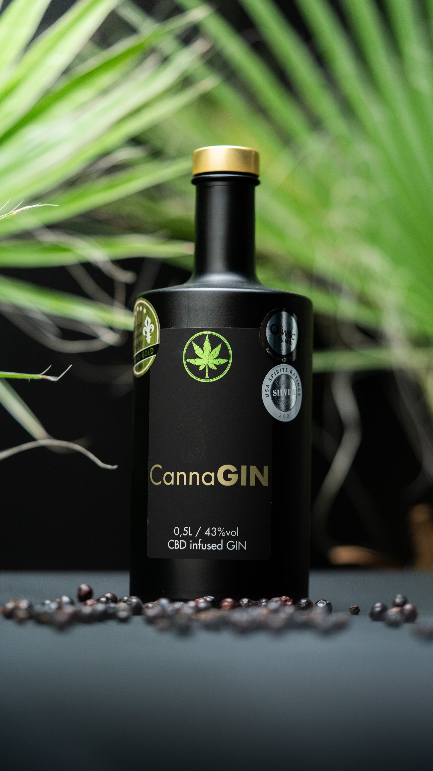 Cannadry GIN 0,5l 43% vol. - by Tim Andrä ErichGIN